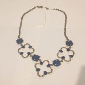 Blue pendant necklace